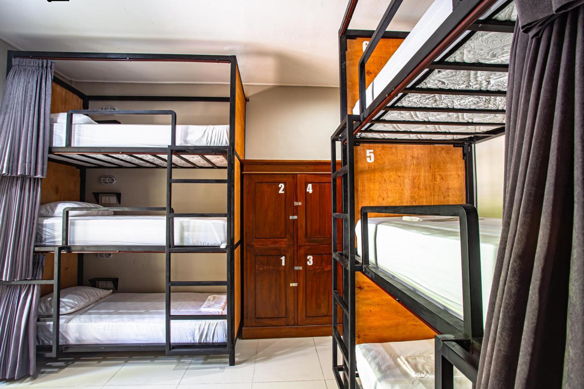 What The Duck Backpackers Canggu Eksteriør bilde
