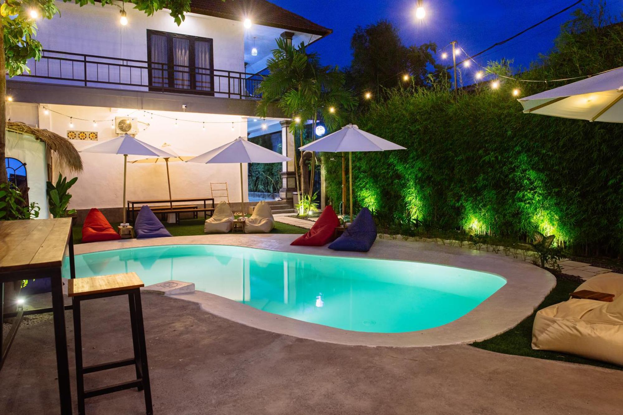 What The Duck Backpackers Canggu Eksteriør bilde