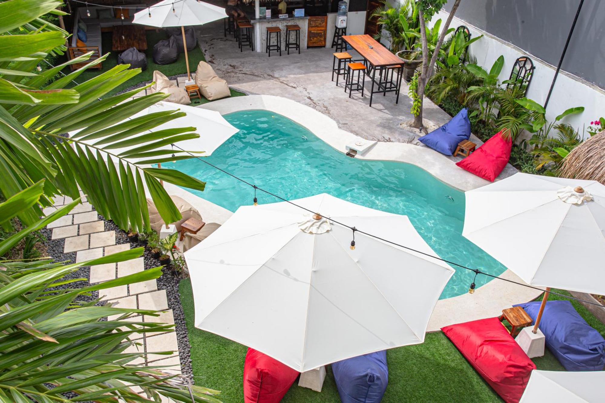 What The Duck Backpackers Canggu Eksteriør bilde